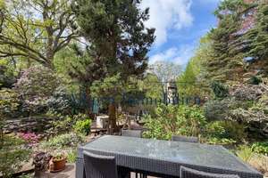 Rissen am Klövensteen: Repräsentative Twin-Villa mit Kamin, Innenpool, Sonnenterrassen u. Garage..! – Die vollständige Adresse der Immobilie erhältst du vom Anbieter., 22559 Rissen, Hamburg – Vorschaubild 24