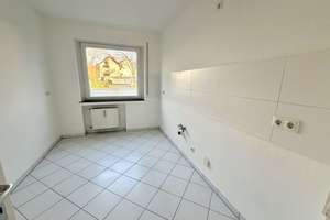 Freundliche  4-Zimmer-Hochparterre Wohnung  mit Balkon und Blick ins Grüne – Die vollständige Adresse der Immobilie erhältst du vom Anbieter., 65191 Bierstadt, Wiesbaden – Vorschaubild 8