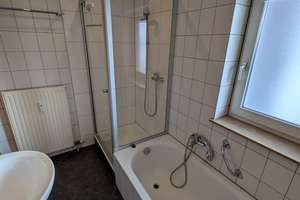 Helle große 3-Zimmer-Wohnung mit Balkon in Neckarsulm-Obereisesheim – Zehenthofstraße 4 / 1, 74172 Neckarsulm – Vorschaubild 10