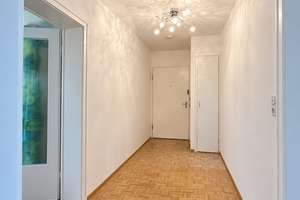 Helle, freundliche & gut vermietete 2-Zimmer Wohnung mit Südbalkon – 80868 Friedenheim, München – Vorschaubild 3