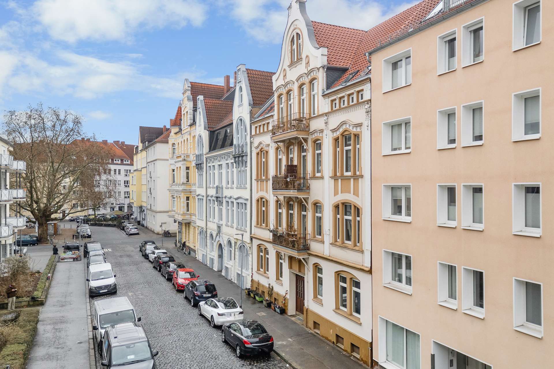 Südstadt Hannover – Vermietete 2,5-Zimmer-Wohnung im Einzeldenkmal mit Entwicklungspotenzial, Hannover – Bild 1