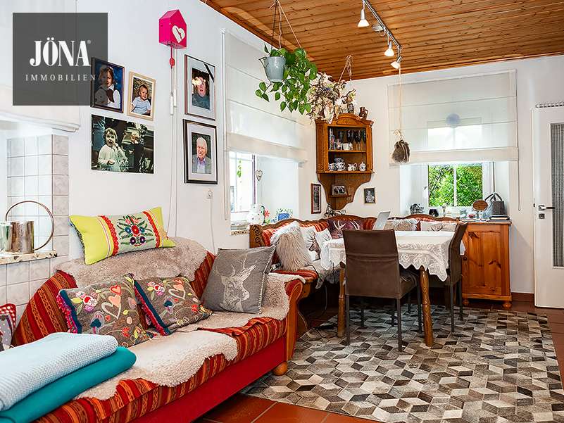 Immobilie in Mainleus - Ein Paradies für Natur- und Tierliebhaber -
Traumhaftes Bauernhaus mit exklusiver Ausstattung - Bild 1