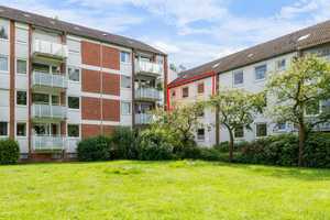 Bremen - Schwachhausen / Geräumige 4-Zimmer-Wohnung mit Balkon in familienfreundlicher Lage – Bremen – Vorschaubild 3