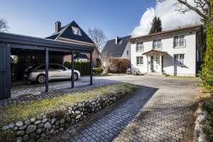 Ruhe, Raum und Stil: Einfamilienhaus mit 6 Zimmern und ca. 762 m² Grundstück – Die vollständige Adresse der Immobilie erhältst du vom Anbieter., 22397 Lemsahl-Mellingstedt, Hamburg – Vorschaubild 2