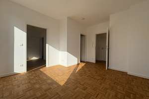 Moderne 6-Zimmer-Maisonette auf 2 Ebenen mit 3 Balkonen & großzügigem Grundriss – 40547 Niederkassel, Düsseldorf – Vorschaubild 23
