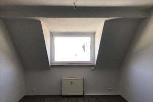 *2-Zimmer-Wohnung im Dachgeschoss - 8 Gehminuten zum HBF* – Neudorfer Str. 128, 47057 Neudorf-Süd, Duisburg – Vorschaubild 6