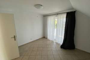 Helle, großräumige Wohnung mit drei Balkons (Ausblick) – Strohschnitterweg 13, 65203 Biebrich, Wiesbaden – Vorschaubild 16
