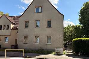 Solides 3-Parteienhaus mit Baugrundstück in Gelsenkirchen-Buer – ruhige Lage & Potenzial! – Die vollständige Adresse der Immobilie erhältst du vom Anbieter., 45894 Scholven, Gelsenkirchen – Vorschaubild 3