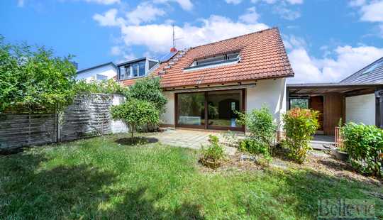 Bild von Doppelhaushälfte in Bestlage mit schönem Garten und viel Potential