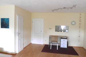 Modernisiertes Reihenmittelhaus mit 4 Zimmern in Heinsberg-Dremmen – Schillerstraße 17 a, 52525 Heinsberg – Vorschaubild 2