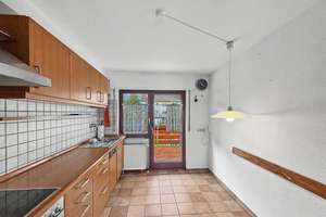 Charmantes Reihenmittelhaus mit Garten und Garage in ruhiger Lage von Rheinau-Casterfeld – 68219 Rheinau, Mannheim – Vorschaubild 5