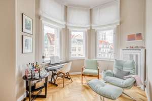 Stilvoll saniert: Helle 4-Zimmer-Altbauwohnung mit Aufzug und Tiefgarage – Die vollständige Adresse der Immobilie erhältst du vom Anbieter., 10629 Charlottenburg, Berlin – Vorschaubild 2