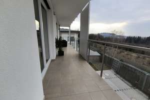 3-Zimmer-Wohnung mit großem Balkon (28 m²) in Waldkirchen – neuwertig, EG, mit Aufzug & Garage – Die vollständige Adresse der Immobilie erhältst du vom Anbieter., 94065 Waldkirchen – Vorschaubild 2
