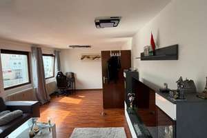 Zentral gelegene 2 Zimmer DG Wohnung  – Die vollständige Adresse der Immobilie erhältst du vom Anbieter., 70372 Cannstatt-Mitte, Stuttgart – Vorschaubild 7