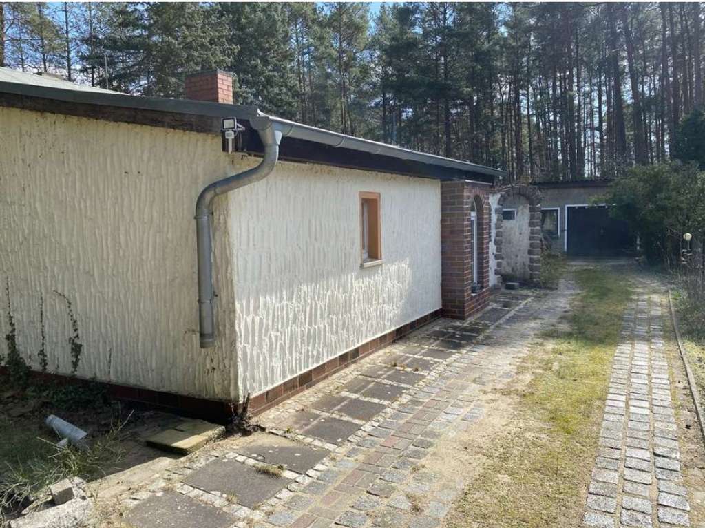 Immobilie in Borkheide - 1.722 m² Waldgrundstück mit zwei Häusern – Wohnen, Vermieten oder Wochenenddomizil - Bild 4