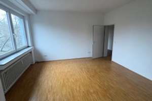 Kölner Südstadt! 4-Zimmerwohnung mit Balkon, Stellplatz, Bad mit Fenster – Die vollständige Adresse der Immobilie erhältst du vom Anbieter., 50677 Neustadt/Süd, Köln – Vorschaubild 2