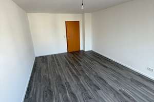 Renovierte Studenten 3-er WG-Wohnung mit Balkon in Nippes – Die vollständige Adresse der Immobilie erhältst du vom Anbieter., 50733 Nippes (Ortsteil), Köln – Vorschaubild 4