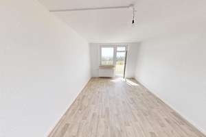 Hoch oben genießt Ihr den besten Blick – Scharnhorststr. 8, 9130 Yorckgebiet, Chemnitz – Vorschaubild 3