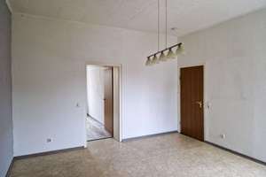 Zweifamilienhaus mit freier großer Wohnung, kleinem Garten + Garagengrundstück in Düren, Tivolistr. – Die vollständige Adresse der Immobilie erhältst du vom Anbieter., 52349 Innenstadt, Düren – Vorschaubild 35