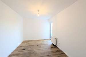 Top sanierte & freie 3-Zimmer Wohnung - 2 Balkone – Nebelhornstraße 10, 86163 Hochzoll-Süd, Augsburg – Vorschaubild 8