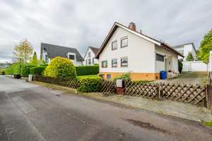 Oberursel-Eichwäldchen: Wohnen in Bestlage! Einfamilienhaus auf wunderschönem Grundstück. – Hochtaunuskreis – Vorschaubild 4