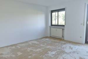 IDYLLISCH RUHIG UND MITTEN IM GRÜNEN  - MIT GROSSEM SONNENBALKON! – Die vollständige Adresse der Immobilie erhältst du vom Anbieter., 1157 Cotta (Stadtteil), Dresden – Vorschaubild 7