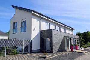 Vor den Toren der Stadt: Repräsentatives Einfamilienhaus mit luxuriöser Ausstattung – Die vollständige Adresse der Immobilie erhältst du vom Anbieter., 49205 Hasbergen – Vorschaubild 3