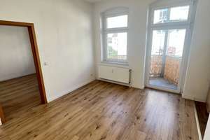 **kleine 2 Zimmerwohnung mit Balkon und Einbauküche, ideal für Studenten oder Auszubildende** – Wolfenbütteler Straße 45, 39112 Sudenburg, Magdeburg – Vorschaubild 7