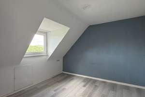 Kaltental, „WG-Haus statt WG-Zimmer: Drei abgeschlossene Wohnungen für feste 3er-Teams“ – Engelboldstr. 103, 70569 Kaltental, Stuttgart – Vorschaubild 18