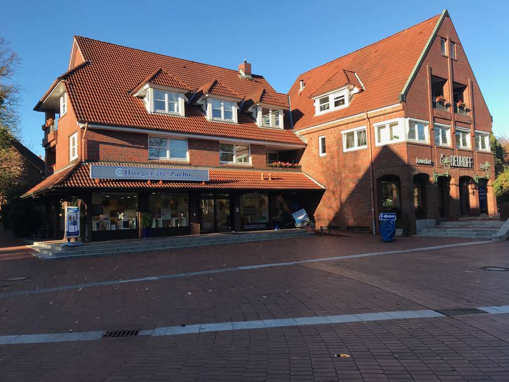 Immobilie in Rellingen - Attraktive Praxis mit 3 Zimmern zu verkaufen - Bild 0