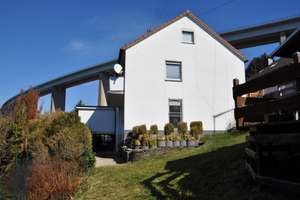 Zweifamilienhaus mit Einliegerwohnung 
– Solide Kapitalanlage oder Mehrgenerationenwohnen – Die vollständige Adresse der Immobilie erhältst du vom Anbieter., 57080 Eiserfeld, Siegen – Vorschaubild 11