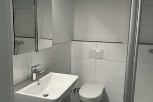 Ansprechende und modernisierte 2-Zimmer-Dachgeschosswohnung in Remscheid – Honsberger Str. 31, 42857 Remscheid – Vorschaubild 7