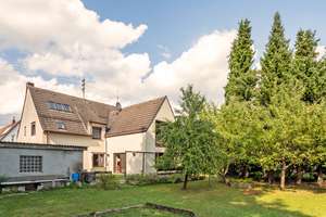 Geräumiges 1-2 Familienhaus mit großem Garten in ruhiger Lage – Die vollständige Adresse der Immobilie erhältst du vom Anbieter., 86167 Lechhausen-Ost, Augsburg – Vorschaubild 4