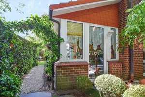 Ihr neues Familienglück – Charmantes Reihenendhaus mit schönem Garten in Reinfeld! – Stormarn (Kreis) – Vorschaubild 5