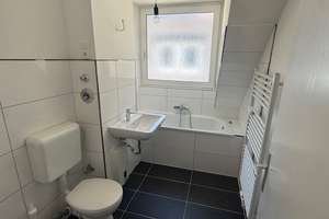 Sehr schöne sanierte 3 Zimmer Wohnung in Duisburg zu vermieten – Sundgaustr. 21a, 47137 Obermeiderich, Duisburg – Vorschaubild 9