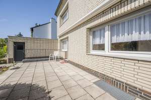 Charmante Doppelhaushälfte mit großem Potenzial, Garage und sonnigem Garten – Die vollständige Adresse der Immobilie erhältst du vom Anbieter., 41466 Reuschenberg, Neuss – Vorschaubild 5