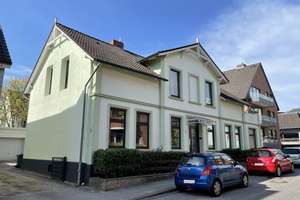 Wohnhaus nahe Lohbrügger Markt (4 Wohnungen vermietet)