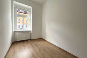 Lichtdurchflutete 4-Zimmer-Wohnung mit Tageslichtbad, Badewanne und Balkon in Böhlitz-Ehrenberg – 4178 Böhlitz-Ehrenberg, Leipzig – Vorschaubild 11