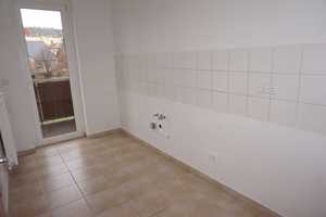Frei ab 1.1.25 -/Küche mit Balkonzugang / im 2. OG!! – Ebersdorfer Str. 25a, 9131 Chemnitz – Vorschaubild 6