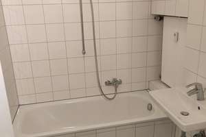 Stilvolle, vollständig renovierte 1-Zimmer-Wohnung mit Einbauküche in Obergiesing, München – Görzer Straße 110, 81549 Balanstraße-West, München – Vorschaubild 4