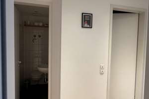 Befristet: Möblierte Wohnung im Kölner Süden mit Blick ins Grüne ab Mai für 6 Monate  – Die vollständige Adresse der Immobilie erhältst du vom Anbieter., 50968 Raderberg, Köln – Vorschaubild 13