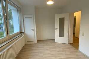 Sehr schöne 2-Zimmer-Wohnung mit Einbauküche fußläufig zur FH-Aachen und Luisenhospital in Aachen – Eynattener Str. 59, 52064 Aachen – Vorschaubild 6