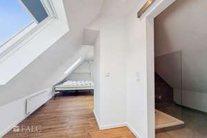 Möblierte und Frisch sanierte Dachgeschoss Wohnung auf der Severinsstraße – Die vollständige Adresse der Immobilie erhältst du vom Anbieter., 50678 Altstadt/Süd, Köln – Vorschaubild 10