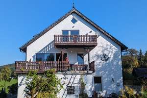 Großzügiges Doppelhaus in Einbeck – 37574 Einbeck – Vorschaubild 1
