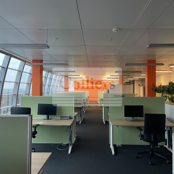 Moderne Untermietfläche/ Möbel verfügbar/ 29,50 €/m² INKL. NK!