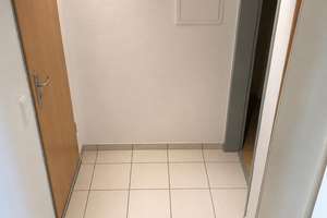 Charmante 2-Zimmer-Dachgeschoßwohnung in Nürnberg – Norastraße 11, 90427 Schniegling, Nürnberg – Vorschaubild 9