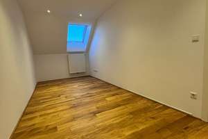 Traumhaft schöne 4,5-Zimmer-DG-Maisonette-Wohnung in imposantem Altbau in Stuttgart West – Die vollständige Adresse der Immobilie erhältst du vom Anbieter., 70176 Feuersee, Stuttgart – Vorschaubild 9