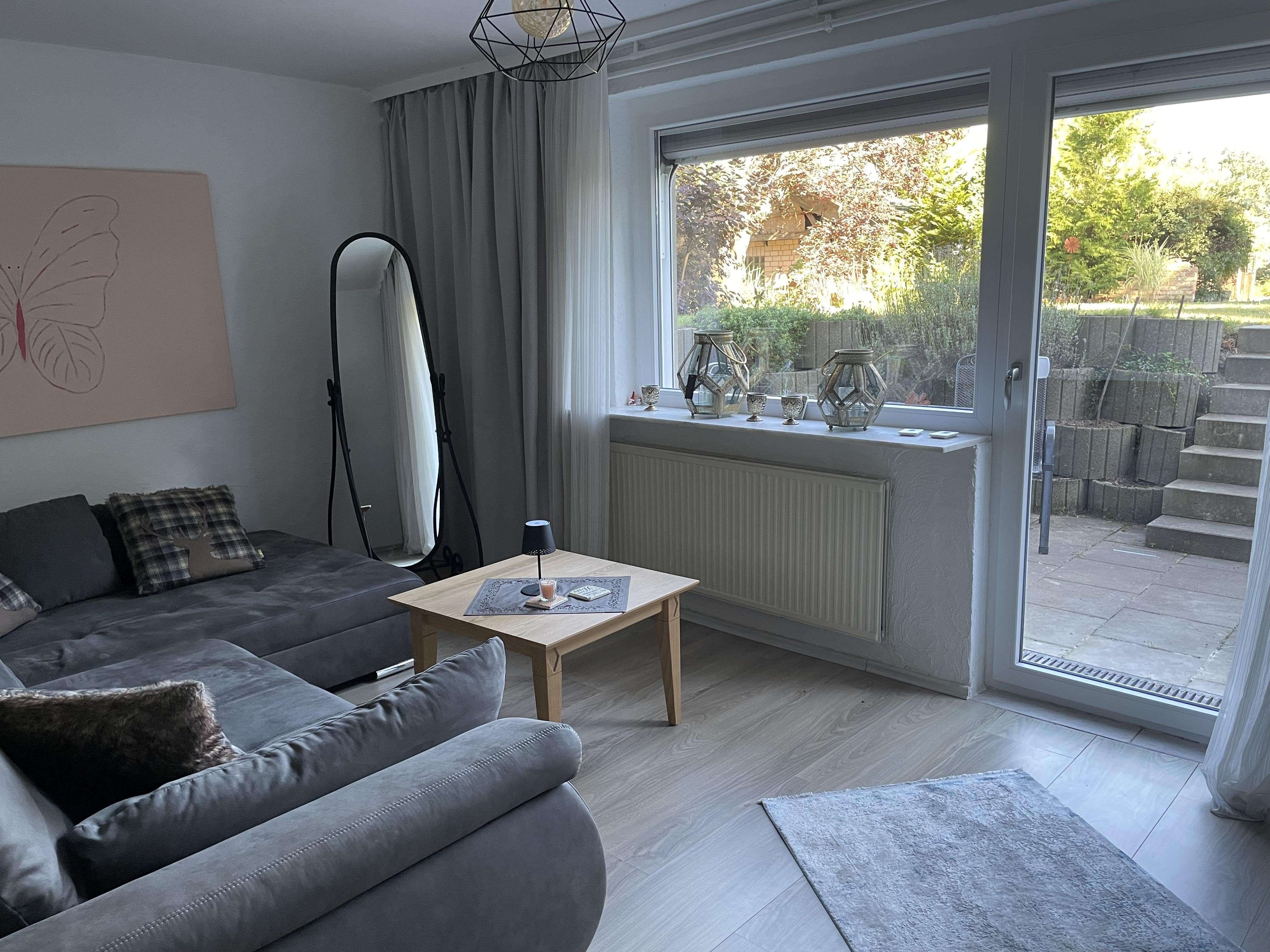 Immobilie in Sternberg - außergewöhnliches Anwesen en Vogue mit Stil, im Duo für Pferdehufe und Kreativkünstler  - Bild 3