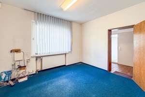 Bremerhaven - Lehe // Großzügiges Wohnhaus mit Indoor-Pool und Einliegerwohnung – Die vollständige Adresse der Immobilie erhältst du vom Anbieter., 27576 Klushof, Bremerhaven – Vorschaubild 44