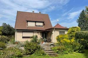 Einfamilienhaus mit angrenzenden Baugrundstück in besonders schöner Lage von Wolfenbüttel – Die vollständige Adresse der Immobilie erhältst du vom Anbieter., 38302 Wolfenbüttel – Vorschaubild 5
